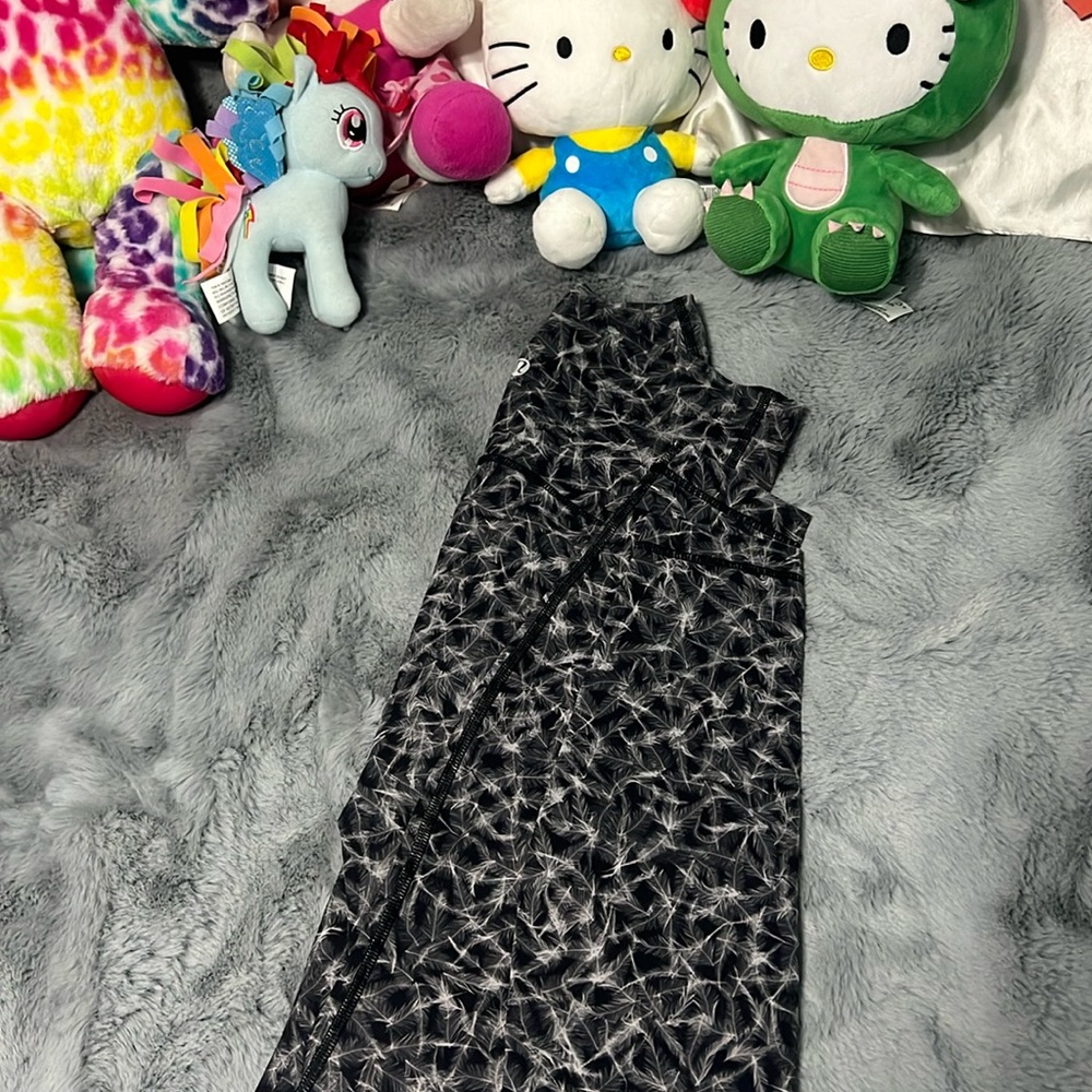 Lulu lemon pattern leggings